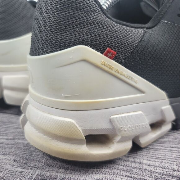 On Men’s Cloudflyer 4 Running USA Size 10 Black/White 71.98677 - Picture 5 of 11